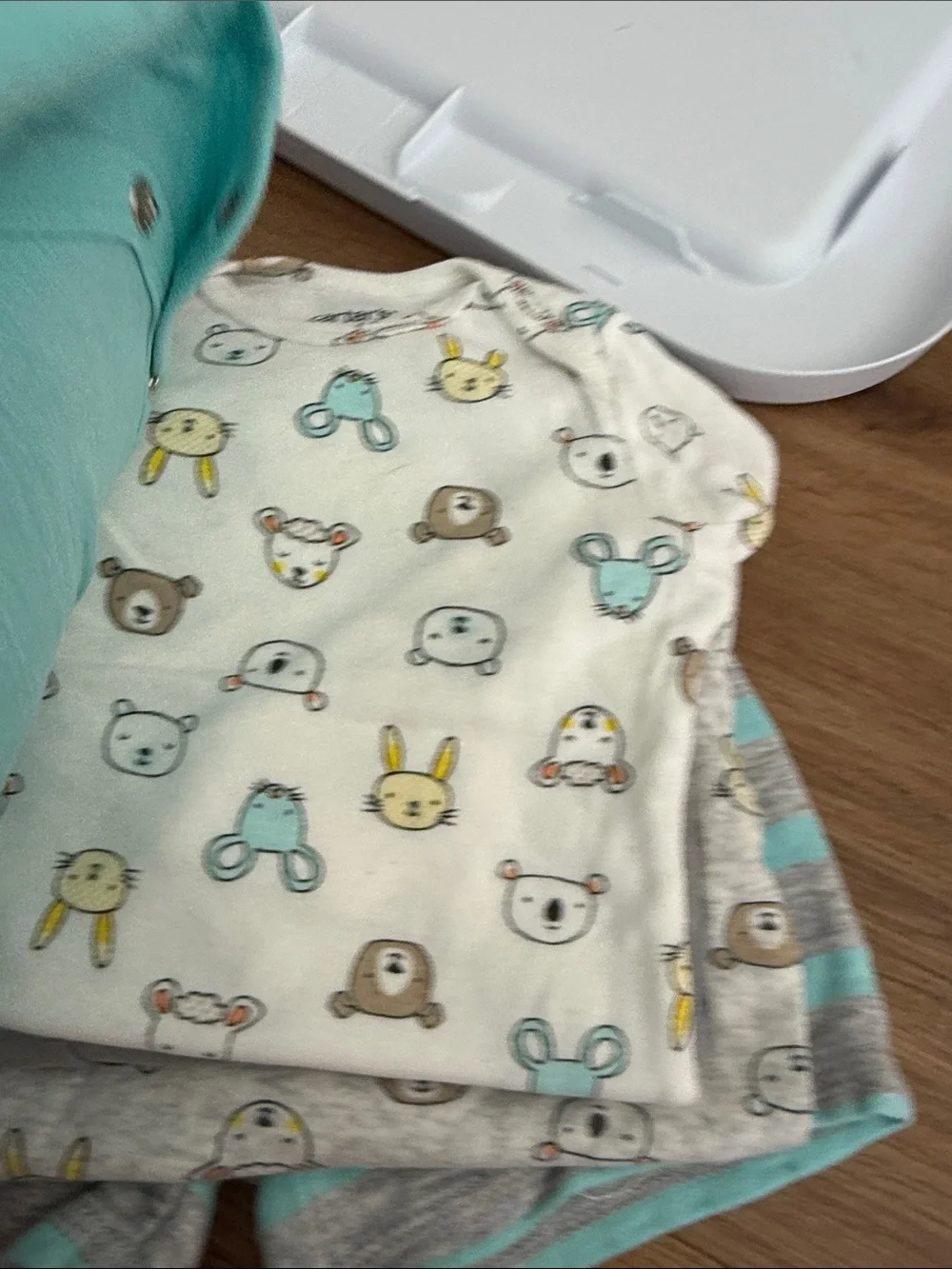 WHOLE BAG OF CLOTHES Size 9-12months